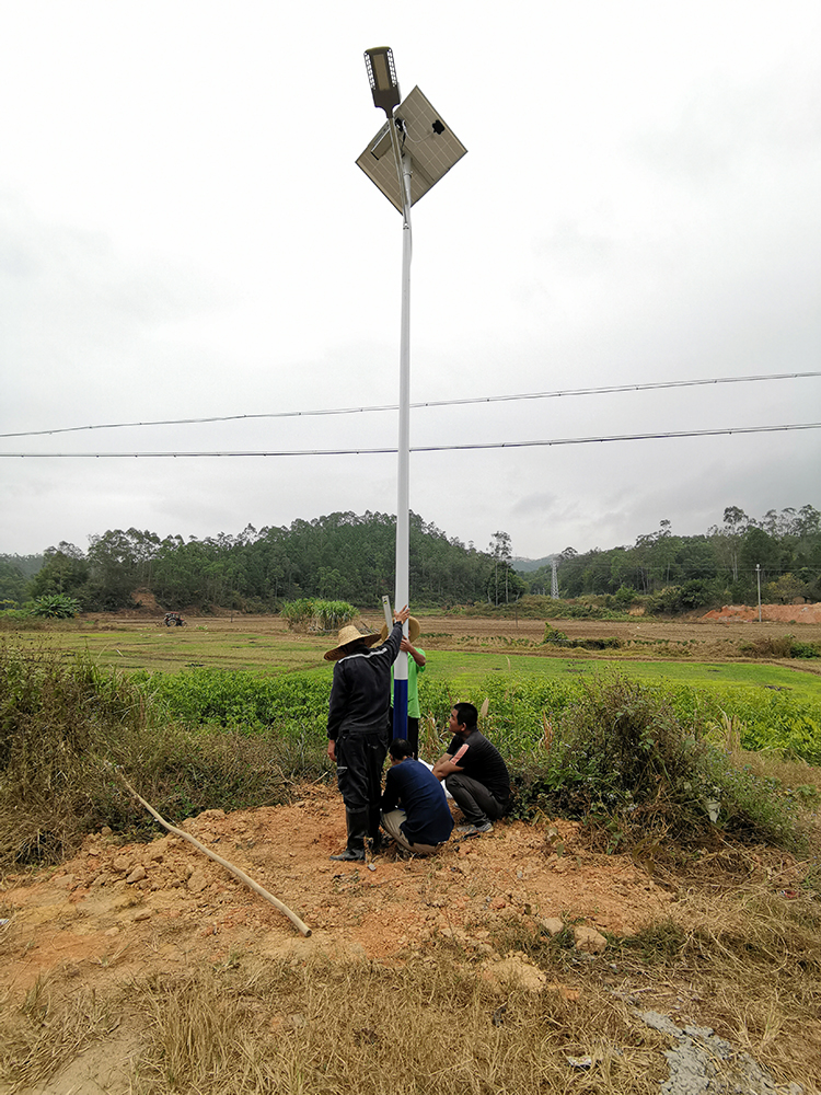 廣東太陽能路燈_新農(nóng)村太陽能路燈_太陽能路燈 廣東太陽能路燈_新農(nóng)村太陽能路燈_太陽能路燈