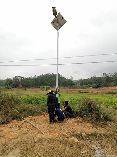 廣東省茂名市化州市新農(nóng)村太陽能路燈項(xiàng)目