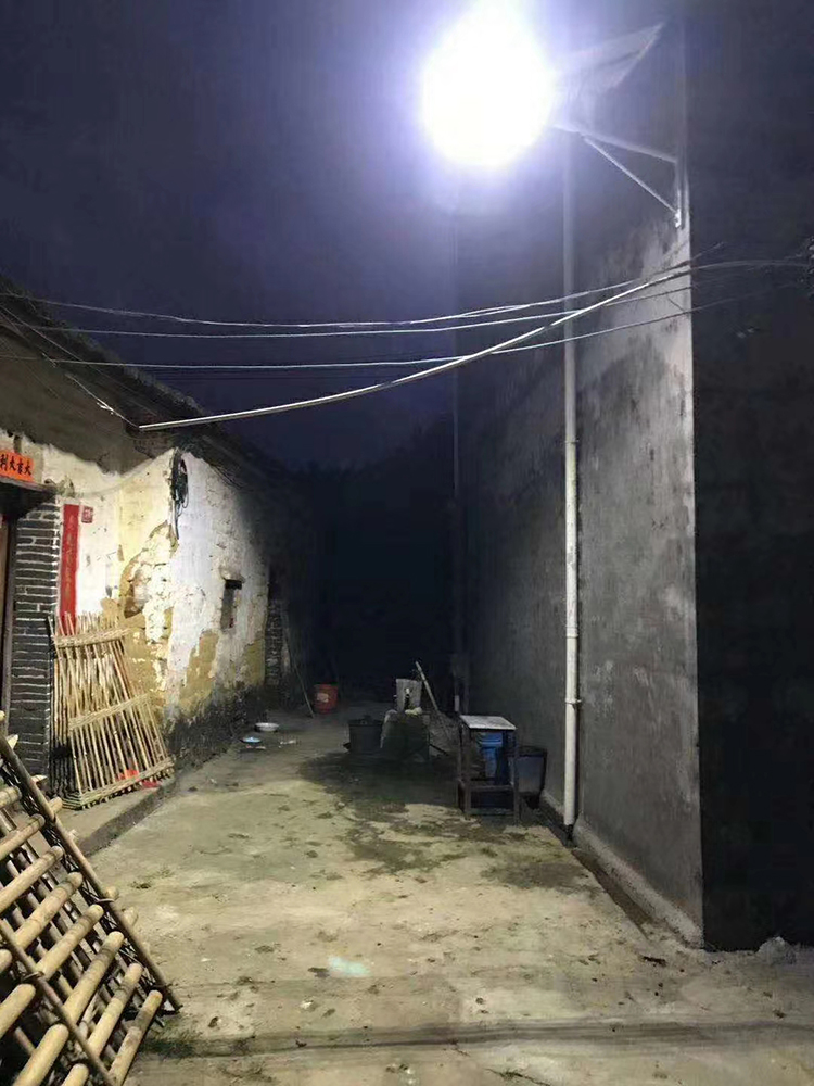 河北太陽(yáng)能路燈_南德太陽(yáng)能路燈_太陽(yáng)能路燈廠家