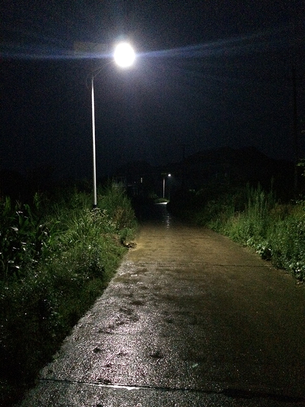 湖南省邵陽市橋頭鎮(zhèn)太陽能路燈工程案例