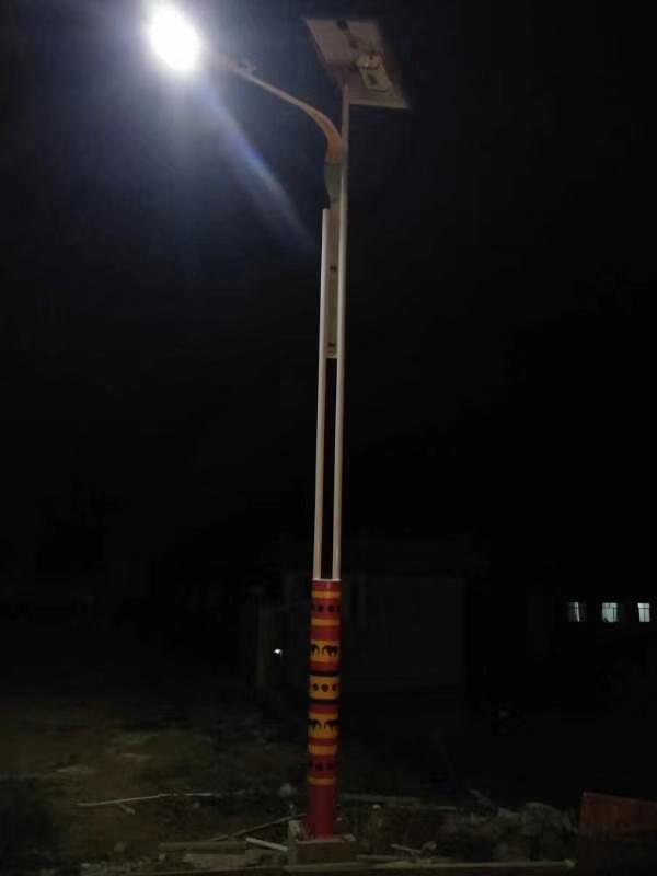 從被動(dòng)運(yùn)行到主動(dòng)適配:太陽能路燈的科技迭代，讓戶外照明更智能