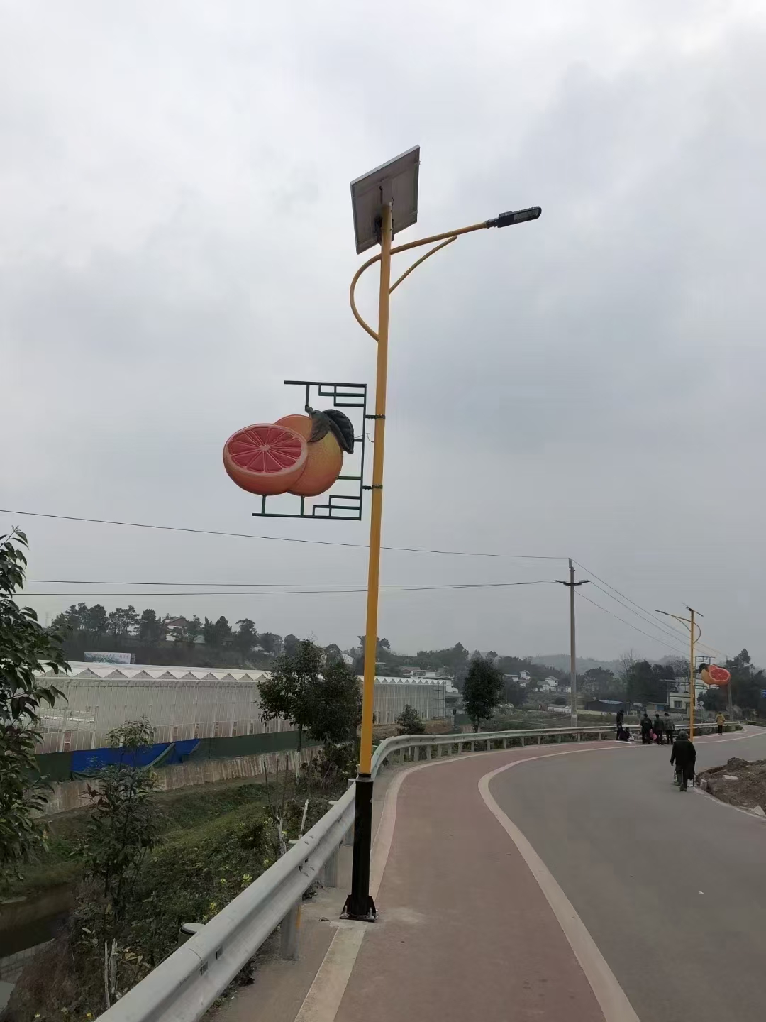 云南天保鎮(zhèn)太陽(yáng)能路燈工程