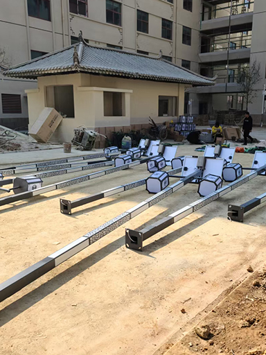 云南安寧市工廠區(qū)安裝太陽能庭院燈