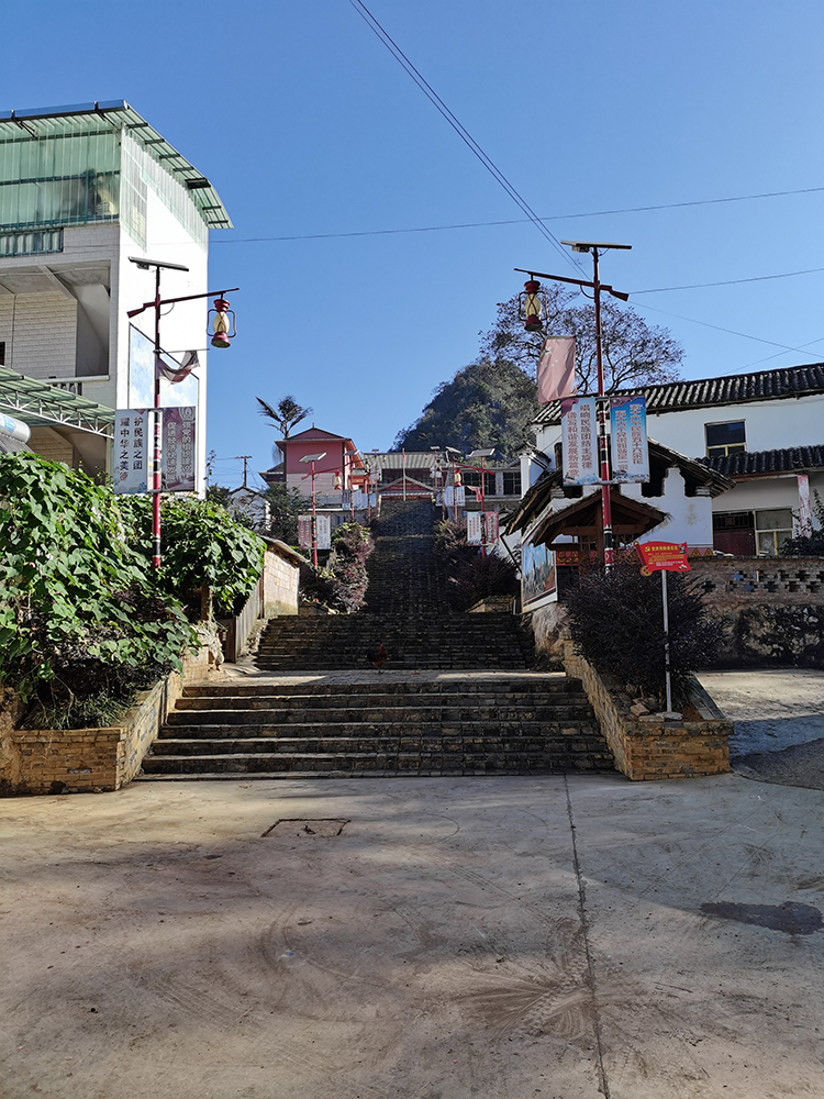 太陽(yáng)能路燈_云南太陽(yáng)能路燈_6米太陽(yáng)能路燈