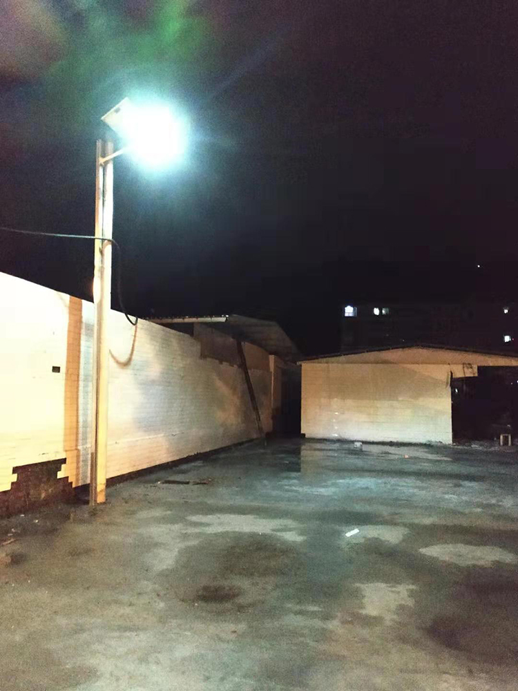 四川太陽(yáng)能路燈_太陽(yáng)能路燈_太陽(yáng)能路燈系統(tǒng)