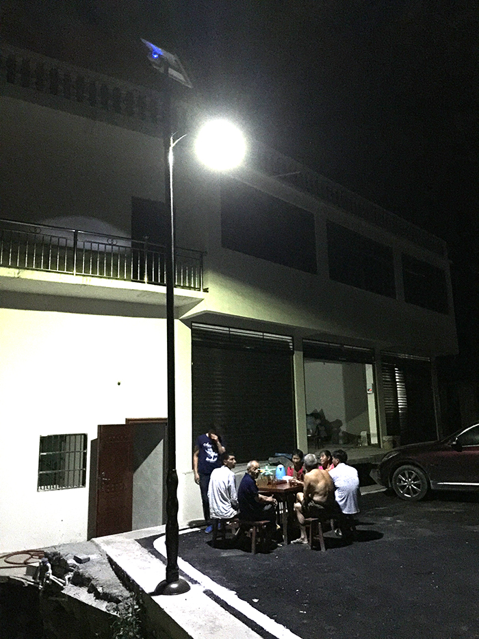 led太陽(yáng)能路燈_貴州太陽(yáng)能路燈_太陽(yáng)能路燈生產(chǎn)廠家