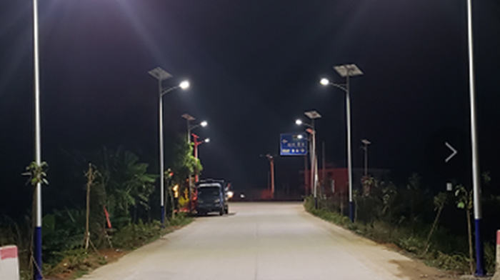 太陽(yáng)能路燈 新農(nóng)村建設(shè)太陽(yáng)能路燈