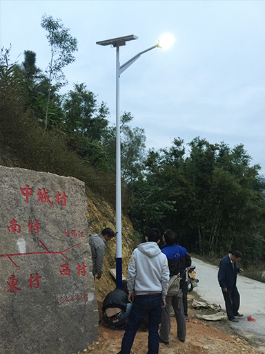 廣東省江門市臺(tái)山北陡鎮(zhèn)太陽能路燈工程案例