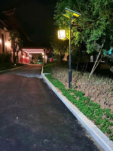 太陽能庭院燈在中東地區(qū)的青睞