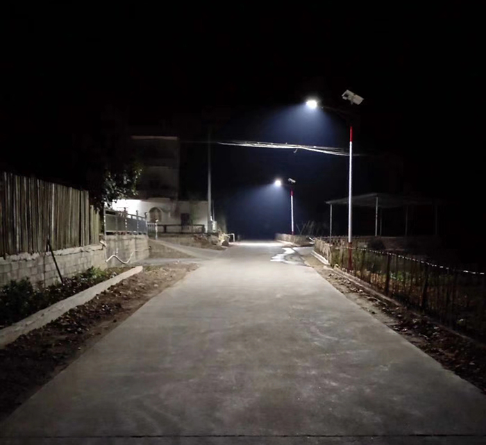 太陽能路燈 太陽能路燈價(jià)格 南德太陽能燈飾有限公司